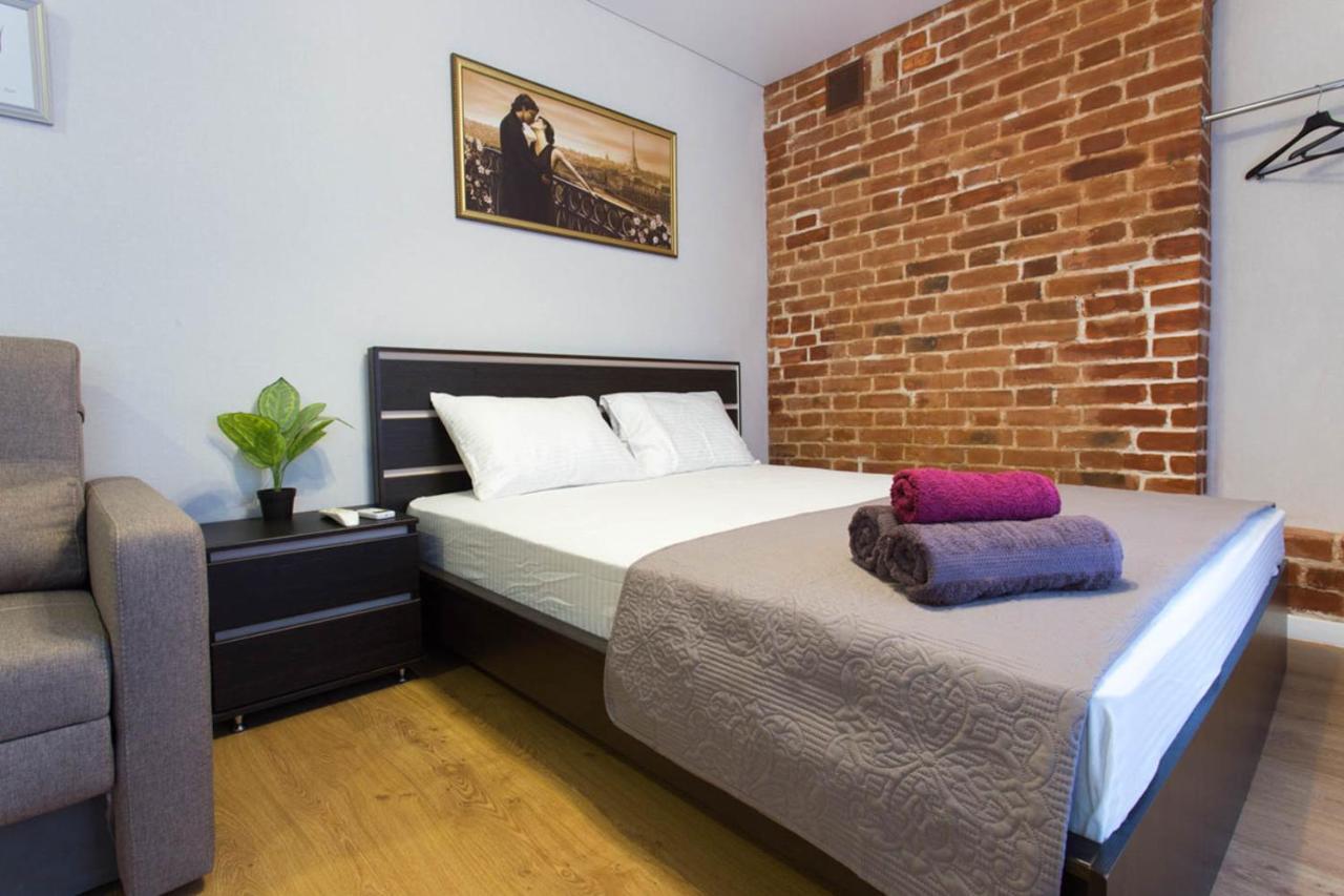 Studio Near Metro Yaroslava Mudroho, Universytet - Mykoly Khvylovoho Str 5-3 Kharkiv Exterior photo